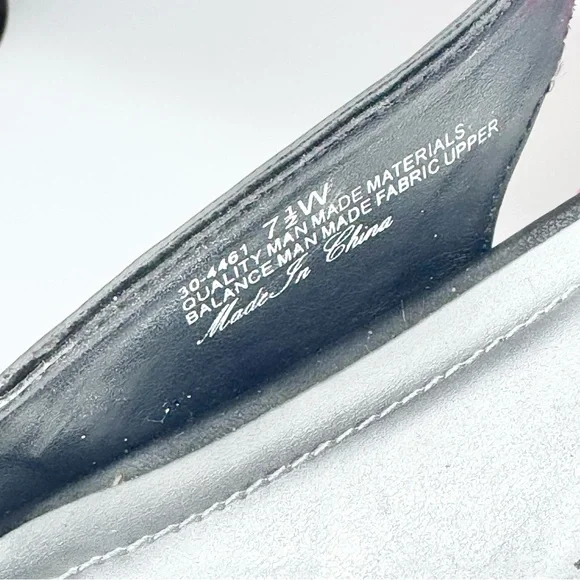 Easy Street Ariel Black Snake Sling Back Block Heels 7.5 WIDE - Picture 4 of 9